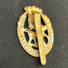 Load image into Gallery viewer, Original WW2 British Army Cap Badge - York and Lancaster Regiment - The Militaria Shop