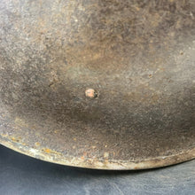Charger l'image dans la galerie, Original WW2 British/Canadian Army Mk3 "Turtle" Combat Helmet - The Militaria Shop