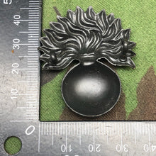 Charger l'image dans la galerie, Original British Army Cap Badge - British Grenadier Guards - The Militaria Shop