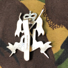 Lade das Bild in den Galerie-Viewer, Original British Staybrite Army Cap - 16th Lancers - The Militaria Shop