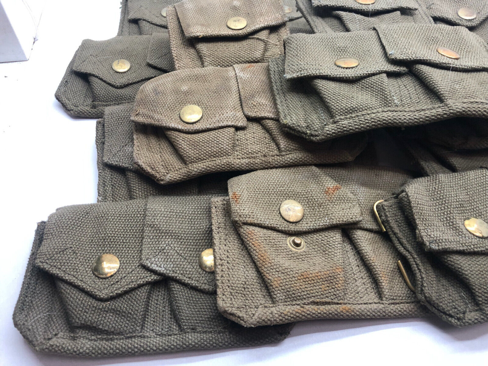 Genuine 37 Pattern Army 3 Pocket Rifle Pouch - WW2 British Army Style - The Militaria Shop