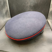 Lade das Bild in den Galerie-Viewer, British Army Royal Artillery Peaked Cap - Size 55 - The Militaria Shop