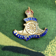 Lade das Bild in den Galerie-Viewer, Original WW2 British Army Regimental Sweetheart Brooch Badge - Royal Artillery - The Militaria Shop