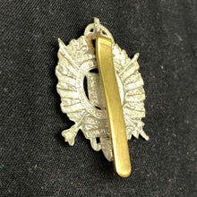 Load image into Gallery viewer, Original WW1 British Army Cap Badge - London Rifle Brigade - The Militaria Shop