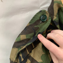 Load image into Gallery viewer, Genuine British Army Jungle DPM Camouflage Combat Jacket - Size 160/104 - The Militaria Shop
