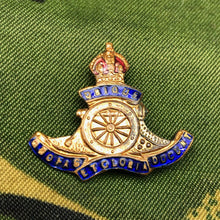 Lade das Bild in den Galerie-Viewer, Original WW2 British Army Regimental Sweetheart Brooch Badge - Royal Artillery - The Militaria Shop
