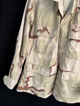 Lade das Bild in den Galerie-Viewer, Gulf War US Army DCU Camouflaged Combat Field Coat/Jacket - Medium/Regular - The Militaria Shop
