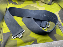 Charger l'image dans la galerie, Original British Royal Navy Blue Canvas Stable Belt - Approx 40" Waist - The Militaria Shop