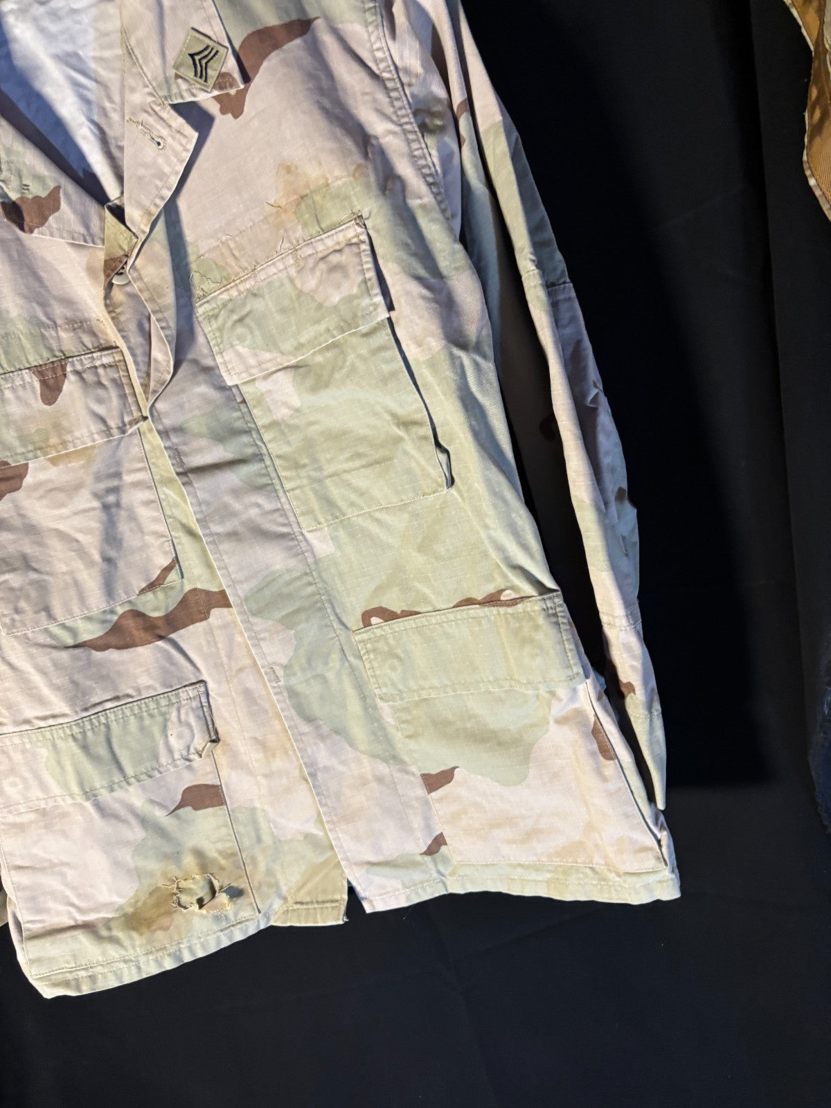 Gulf War US Army DCU Camouflaged Combat Field Coat/Jacket - 42 Inch Chest - The Militaria Shop
