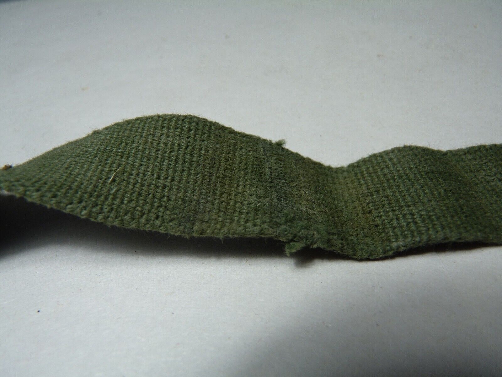 Original WW2 British Army 44 Pattern Shoulder / Extended Equipment Strap - 1945 - The Militaria Shop