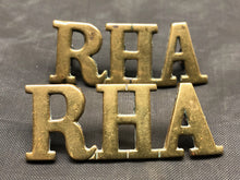 Load image into Gallery viewer, Original WW1 British Army Brass Shoulder Titles - Royal Horse Artillery RHA - The Militaria Shop