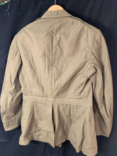 Lade das Bild in den Galerie-Viewer, Original WW2 US Army Class A Dress Jacket 1943 - Private Ryan Prop - 39" Large - The Militaria Shop