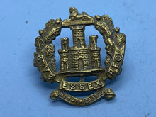 Load image into Gallery viewer, The Essex Regiment 3rd Volunteer Battalion Boer War Era Cap Badge - The Militaria Shop