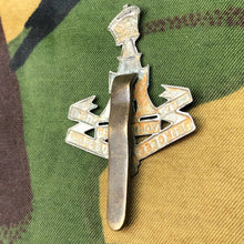 Load image into Gallery viewer, Original British Army WW2 Cap Badge - The Princess of Wales's Own Yorkshire Reg - The Militaria Shop