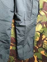Load image into Gallery viewer, Vintage 511 Combat Tactical Series Cargo Pants Trousers - Size Medium Short - The Militaria Shop
