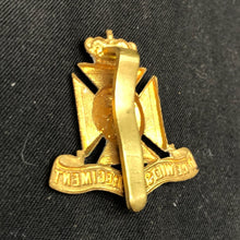 Load image into Gallery viewer, Original WW2 British Army Cap Badge - Wiltshire Regiment - The Militaria Shop