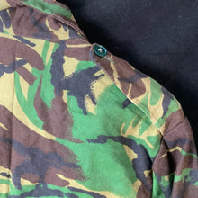 Lade das Bild in den Galerie-Viewer, Genuine British Army Combat DPM Field Jacket Smock Combat - 180/96 - The Militaria Shop
