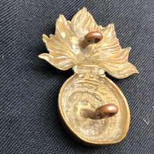Lade das Bild in den Galerie-Viewer, Original WW1 British Army Regimental Cap Badge - Royal Fusiliers - The Militaria Shop