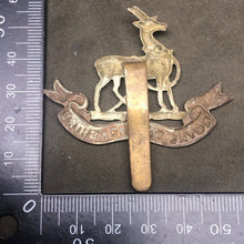 Load image into Gallery viewer, Original WW2 British Army Cap Badge - Royal Warwickshire - The Militaria Shop