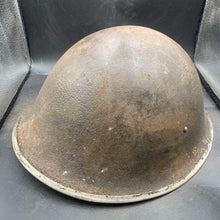 Charger l'image dans la galerie, Original British/Canadian Army WW2 Mk3 Turtle High Rivet Combat Steel Helmet - The Militaria Shop