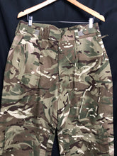 Charger l'image dans la galerie, British Army RAF Trousers Combat FR MTP for Air Crew Fire Rated- Size 80/92/108 - The Militaria Shop