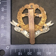Load image into Gallery viewer, Original WW2 British Army Cap Badge - Middlesex Regiment - The Militaria Shop