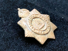 Charger l'image dans la galerie, Original WW1 British Army The Dorsetshire Regiment Collar Badge - Cast Brass - The Militaria Shop