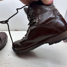 Load image into Gallery viewer, British Army Surplus Brown Leather Combat Boots - Iturri - Size UK 9 M - The Militaria Shop