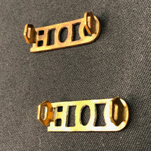 Load image into Gallery viewer, Original WW2 British Army Queen's Own Hussars Q.O.H Brass Shoulder Titles - The Militaria Shop