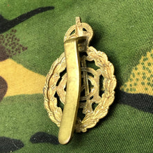 Charger l'image dans la galerie, Original WW2 British Cap Badge - Army Dental Corps - The Militaria Shop