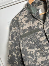 Load image into Gallery viewer, Surplus US Army ACU Combat Uniform Jacket -Size Medium-Regular - The Militaria Shop