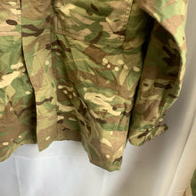 Charger l'image dans la galerie, British Army MTP Camouflaged Combat Jacket 2 Warm Weather -Grade 1- Size 170/96 - The Militaria Shop