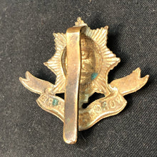 Charger l'image dans la galerie, Genuine WW2 British Army Brass Cap Badge - Worcestershire Regiment - The Militaria Shop