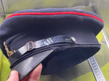 Charger l'image dans la galerie, Original British Army - Royal Artillery Peaked Cap - Size 57cm - The Militaria Shop