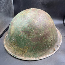 Lade das Bild in den Galerie-Viewer, Original WW2 British/Canadian Army Mk3 Turtle Combat Helmet - The Militaria Shop