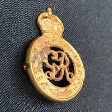 Load image into Gallery viewer, Original WW1 British Army Regimental Cap Badge - First Regiment of Life Guards - The Militaria Shop