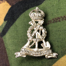 Charger l'image dans la galerie, Original British Army WW2 Collar Badge - Royal Pioneer Corps - The Militaria Shop