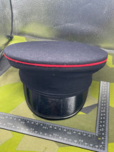 Lade das Bild in den Galerie-Viewer, Genuine British Army Mercian Regiment Peaked Cap - Size 56cm - The Militaria Shop