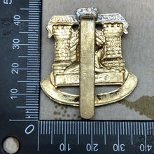 Lade das Bild in den Galerie-Viewer, Genuine British Army Cap Badge - Dorset Regiment - The Militaria Shop