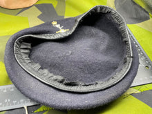 Load image into Gallery viewer, Original British Army Signals Regiment Beret with Badge - Size 56cm - The Militaria Shop