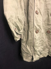 Lade das Bild in den Galerie-Viewer, Genuine US Army Greatcoat - Regular Small - 38" Chest - The Militaria Shop