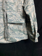 Load image into Gallery viewer, US Air Force Issue Tiger Stripe Camouflage Shirt - 37" Chest - The Militaria Shop