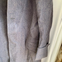 Charger l'image dans la galerie, Original British Army Foot Guards Greatcoat Other Ranks - Size 176/100 - The Militaria Shop