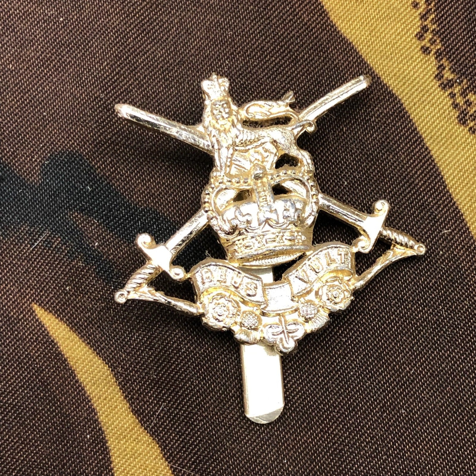 Genuine British Army Staybrite Cap Badge - Junior Leaders Regiment - The Militaria Shop
