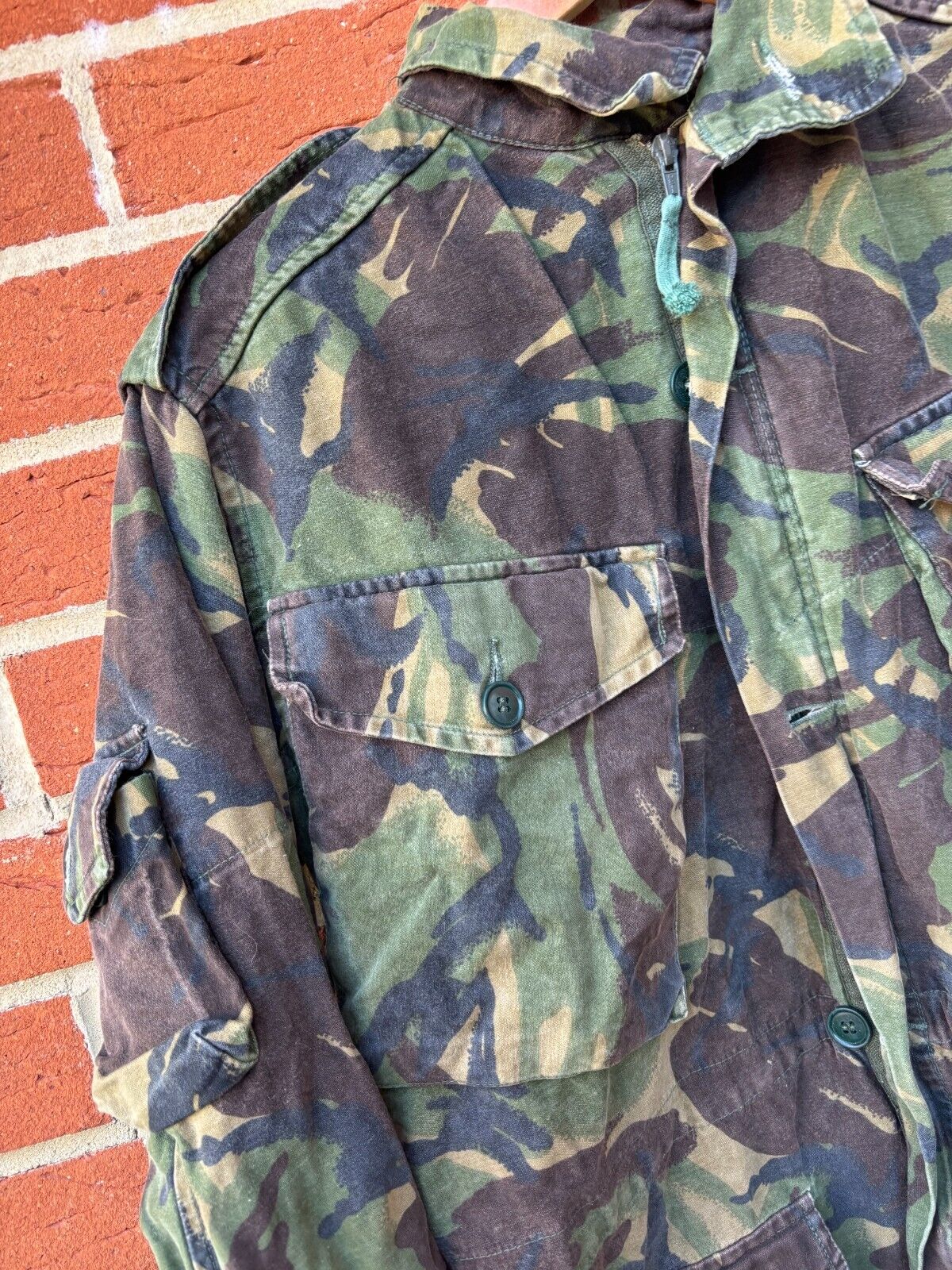 Surplus British Army DPM Smock Combat Size 180/96 - The Militaria Shop