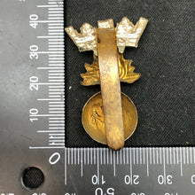 Lade das Bild in den Galerie-Viewer, Original WW1 British Army Cap Badge - Royal Irish Fusiliers - The Militaria Shop