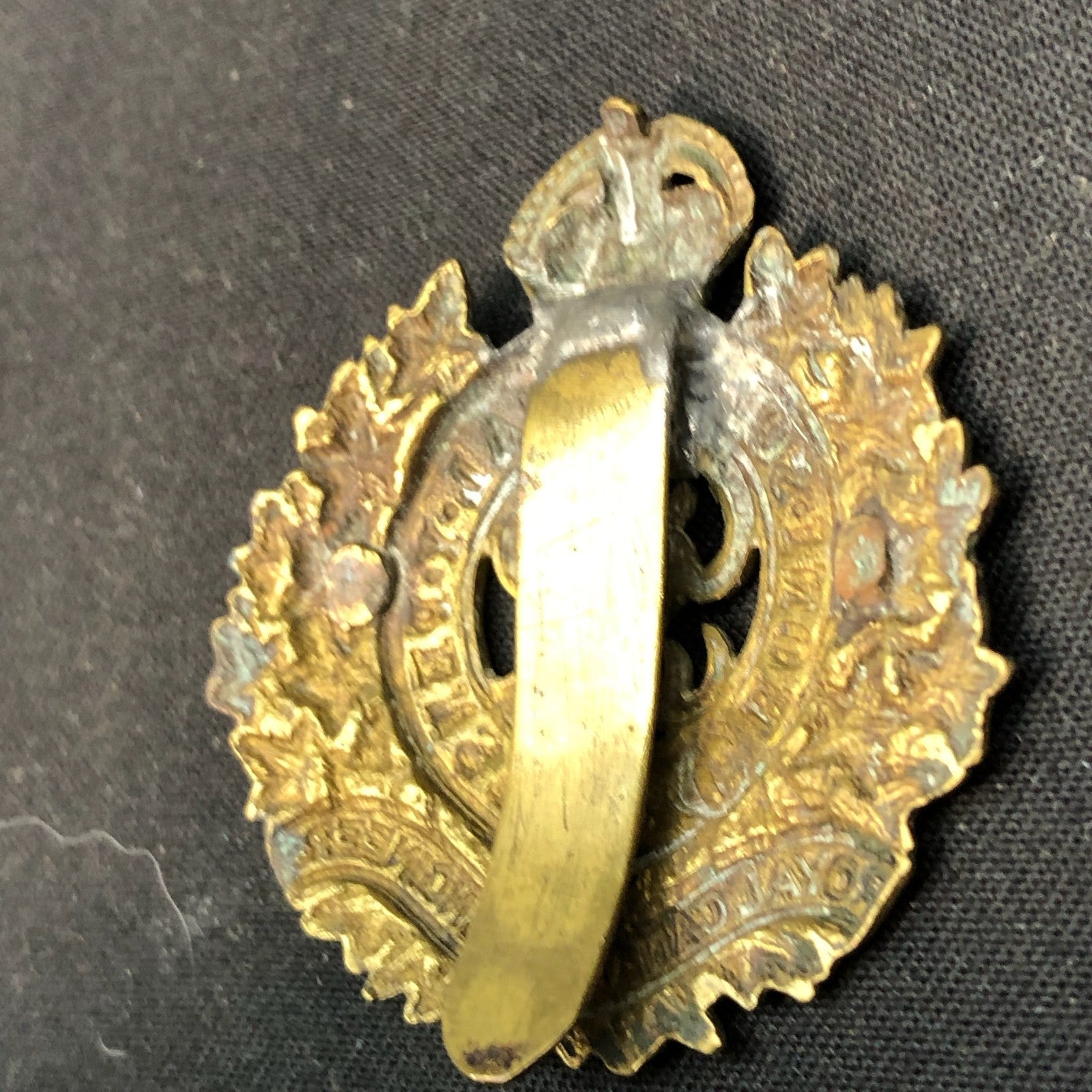 Original WW2 Canadian Army Cap Badge - Royal Canadian Engineers - The Militaria Shop