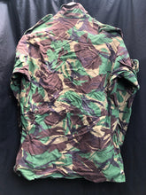 Charger l'image dans la galerie, Genuine British Army Surplus Jungle DPM Combat Smock - Size 160/96 - The Militaria Shop
