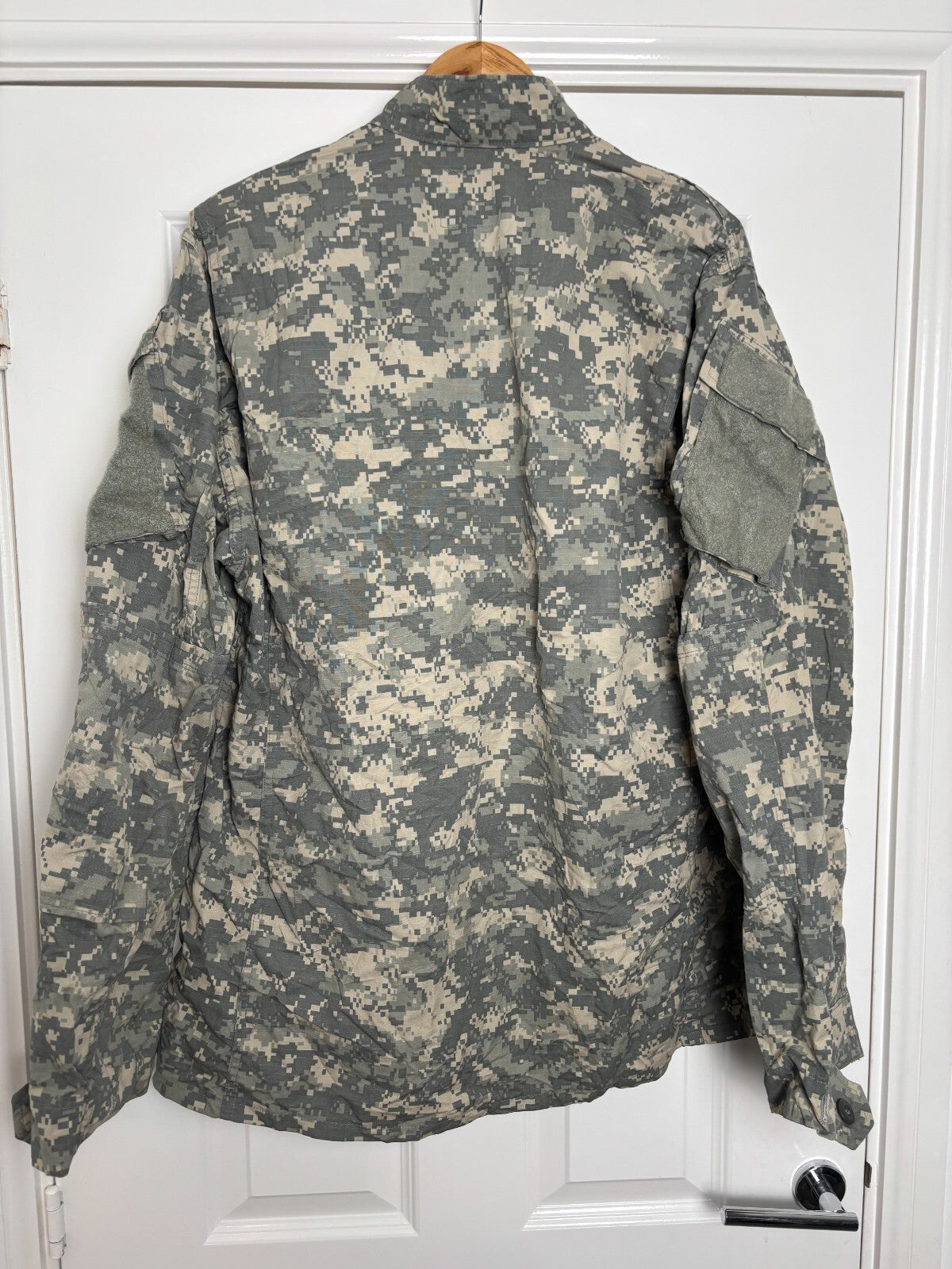 Surplus US Army ACU Combat Uniform Jacket -Size Large-Long - The Militaria Shop