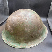 Lade das Bild in den Galerie-Viewer, Original WW2 British/Canadian Army Mk3 Turtle Combat Helmet - The Militaria Shop